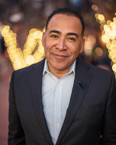 MEET TIM STOREY WORLD - RENOWNED MOTIVATIONAL & INSPIRATIONAL SPEAKER